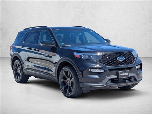 Certified 2023 Ford Explorer ST w/ Equipment Group 401A AWD/4WD image 3