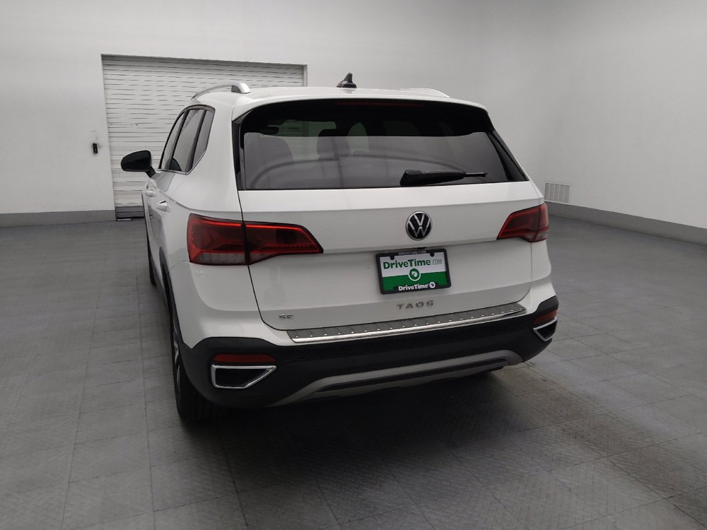 Used 2023 Volkswagen Taos SE FWD image 6