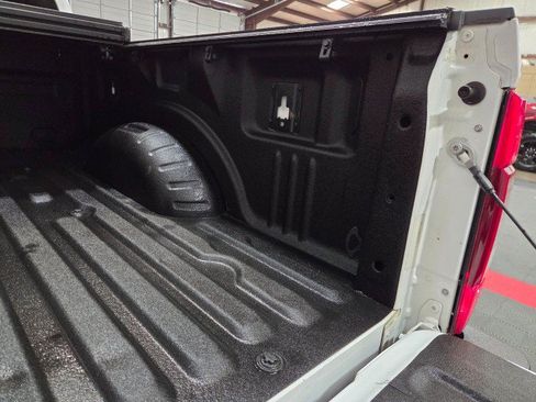 Used 2020 Ford F250 XLT w/ XLT Premium Package AWD/4WD image 30
