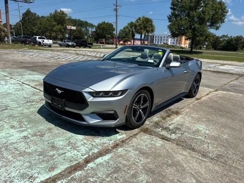 Used 2024 Ford Mustang Premium RWD image 7