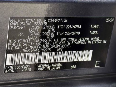Used 2024 Toyota RAV4 SE w/ Weather & Moonroof Package AWD/4WD image 32