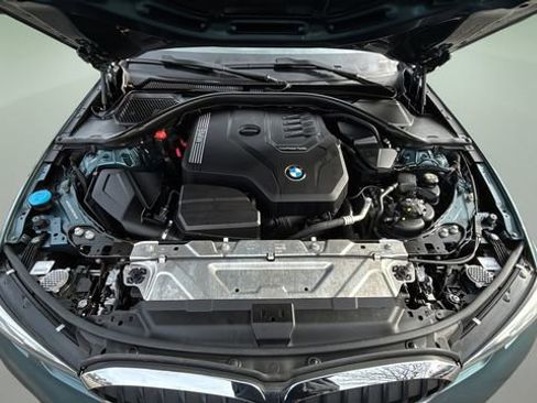 Used 2021 BMW 330i xDrive Sedan w/ Convenience Package image 33