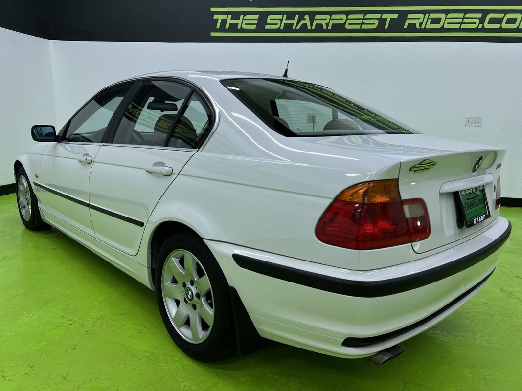 Used 2000 BMW 328i Sedan RWD image 7