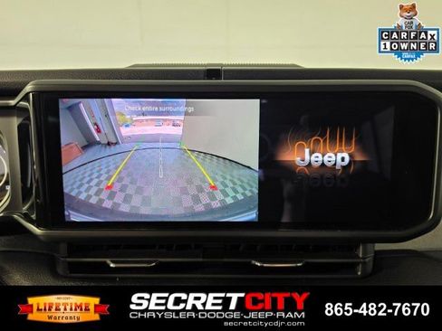Used 2024 Jeep Wrangler Unlimited Sport AWD/4WD image 22