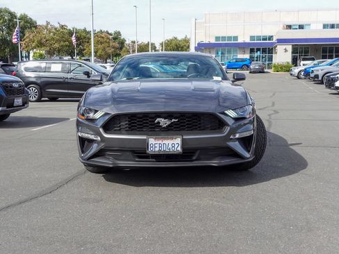 Used 2018 Ford Mustang Premium RWD image 2
