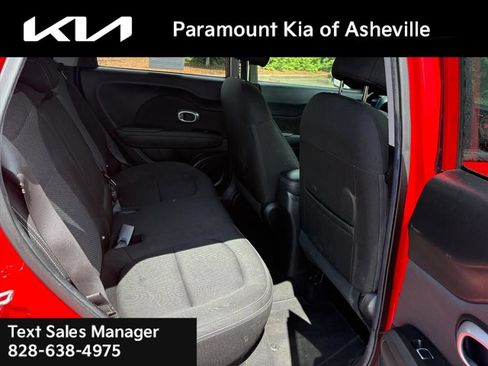 Used 2017 Kia Soul + FWD image 17