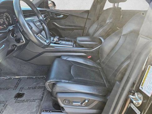 Used 2019 Audi Q8 Prestige AWD/4WD image 17