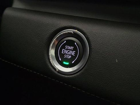 Used 2023 Cadillac Escalade ESV Premium Luxury AWD/4WD image 32