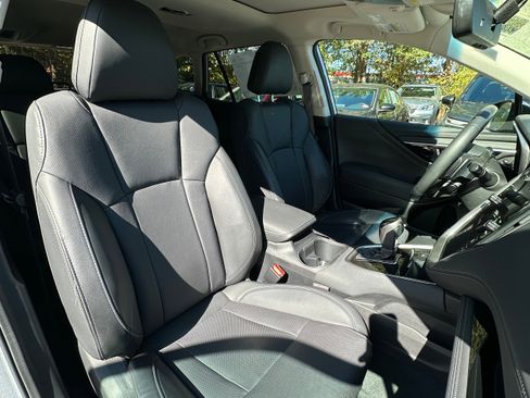 Used 2022 Subaru Outback Limited image 13