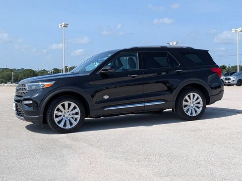 Certified 2024 Ford Explorer King Ranch w/ Technology Package AWD/4WD image 5