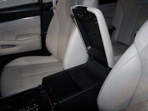 Used 2025 Kia Sorento SX AWD/4WD image 21