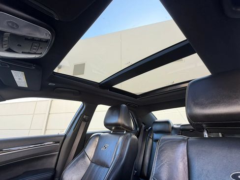 Used 2021 Chrysler 300 S RWD image 28