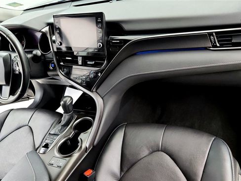 Used 2024 Toyota Camry XSE FWD image 16