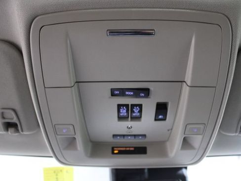 Used 2018 GMC Sierra 1500 SLT AWD/4WD image 45