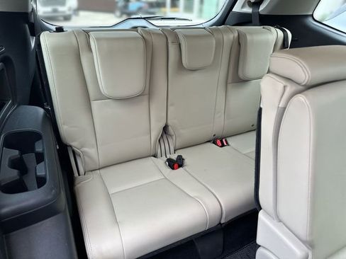 Used 2019 Subaru Ascent Limited AWD/4WD image 24