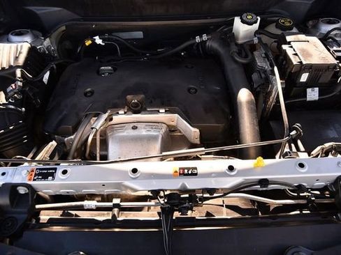 Used 2019 Chevrolet Equinox Premier image 27