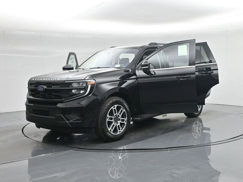 New 2025 Ford Expedition Active image 33