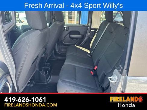 Used 2021 Jeep Wrangler Unlimited Sport AWD/4WD image 30