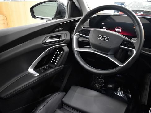 Used 2025 Audi Q5 Prestige AWD/4WD image 22