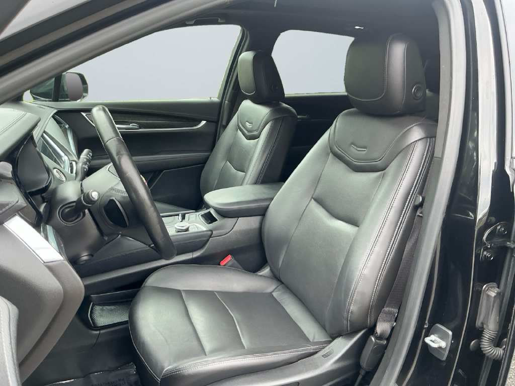 Used 2021 Cadillac XT5 Premium Luxury AWD/4WD image 10