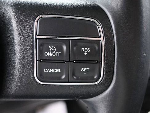 Used 2015 Jeep Wrangler Unlimited Sahara w/ Connectivity Group AWD/4WD image 13