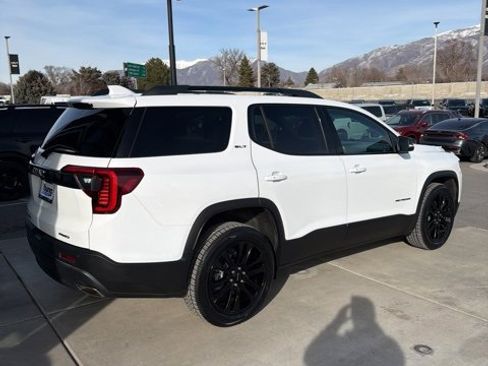Used 2021 GMC Acadia SLT w/ Elevation Edition image 4