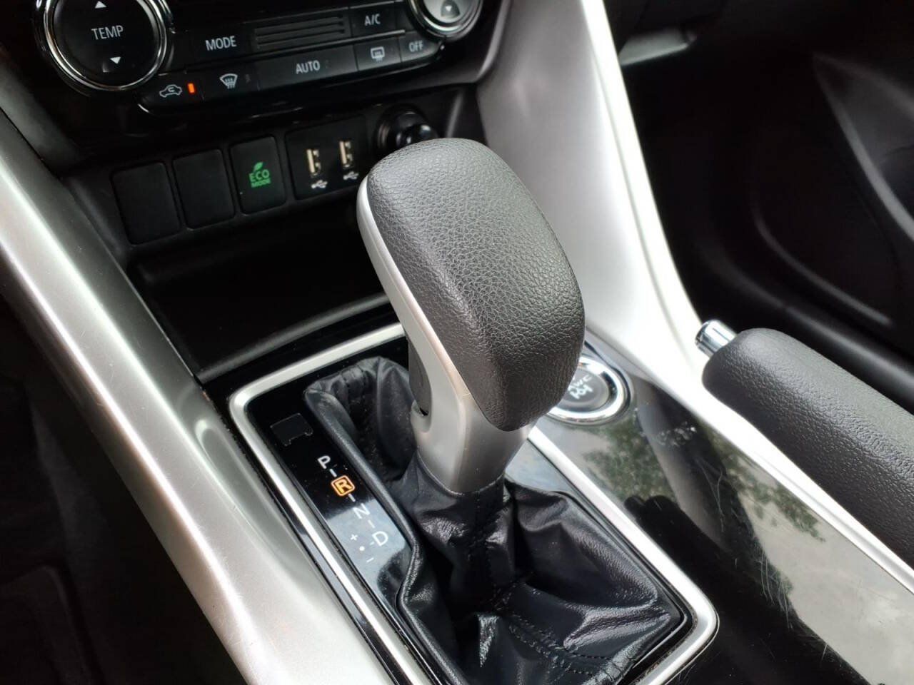 Used 2024 Mitsubishi Eclipse Cross LE AWD/4WD image 22