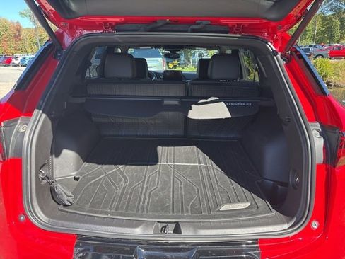 Used 2024 Chevrolet Blazer RS w/ Enhanced Convenience Package image 9