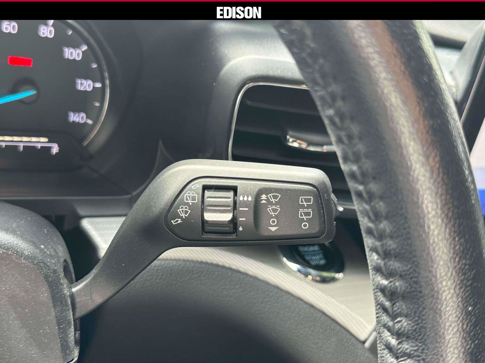 Used 2020 Ford Explorer XLT w/ Equipment Group 202A AWD/4WD image 25