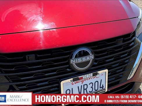 Used 2024 Nissan Sentra SV FWD image 32