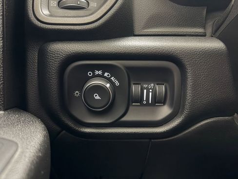 Used 2019 RAM 3500 Tradesman AWD/4WD image 31