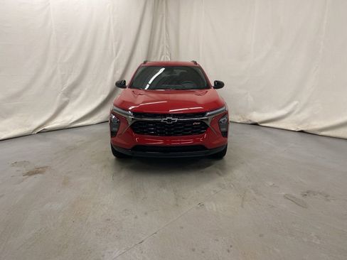 New 2026 Chevrolet Trax RS w/ Driver Confidence Package image 3