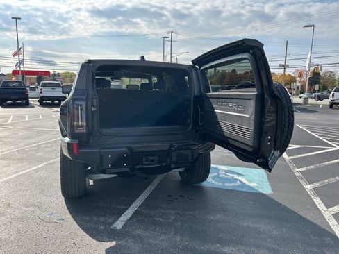 New 2026 GMC Hummer EV SUV image 5