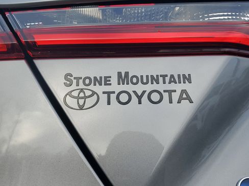 New 2026 Toyota Camry SE image 9