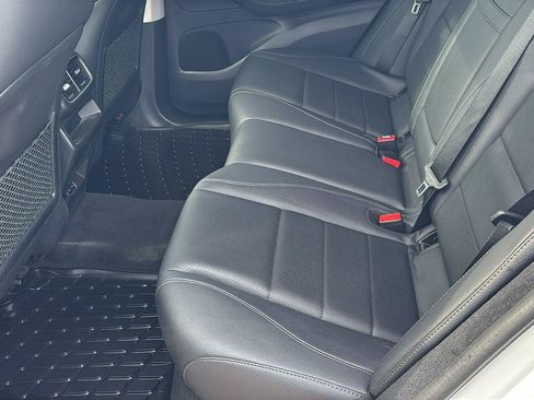 Used 2024 Mercedes-Benz GLE 350 4MATIC image 15