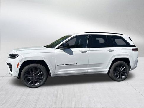 New 2026 Jeep Grand Cherokee Limited AWD/4WD image 8