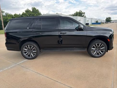 Used 2023 Cadillac Escalade Sport Platinum AWD/4WD image 6