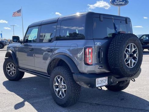 New 2025 Ford Bronco Badlands image 3