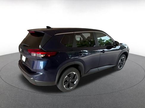 Used 2025 Nissan Rogue SV FWD image 15