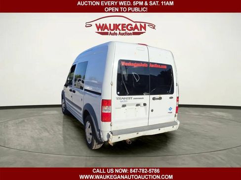 Used 2011 Ford Transit Connect XLT FWD image 4