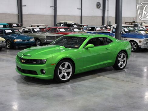 Used 2011 Chevrolet Camaro SS image 28
