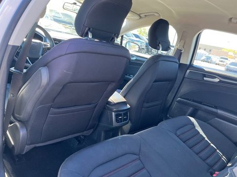 Used 2013 Ford Fusion SE image 26