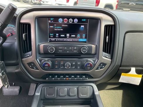 Used 2018 GMC Sierra 1500 Denali w/ Denali Ultimate Package AWD/4WD image 14
