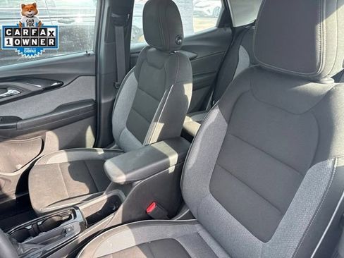 Used 2022 Chevrolet TrailBlazer LS FWD image 12