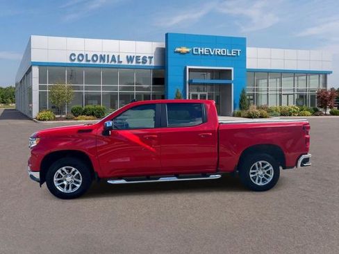 Used 2025 Chevrolet Silverado 1500 LT AWD/4WD image 3