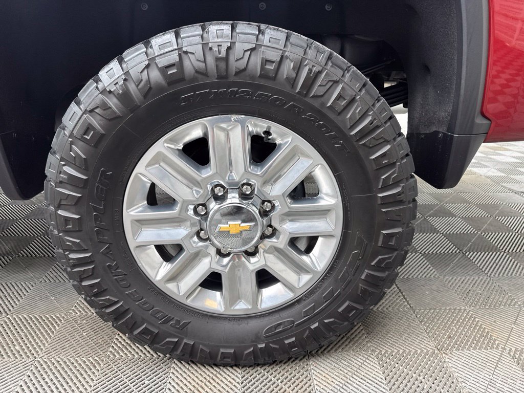 Used 2024 Chevrolet Silverado 2500 High Country AWD/4WD image 33