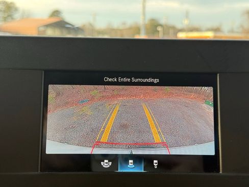 Used 2022 Mercedes-Benz Sprinter 2500 image 22