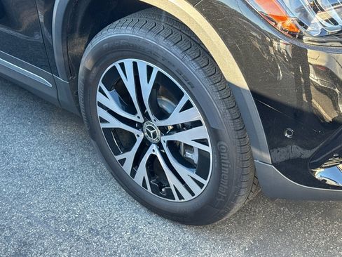 Used 2025 Mercedes-Benz GLA 250 image 4