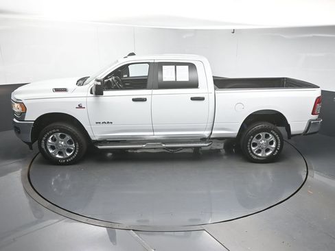 Used 2024 RAM 2500 Big Horn w/ Off Road Package AWD/4WD image 43