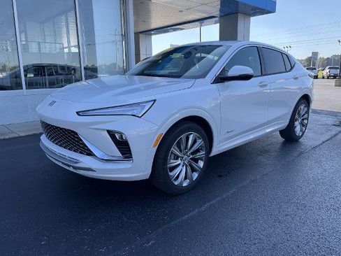 New 2026 Buick Envista Avenir image 1